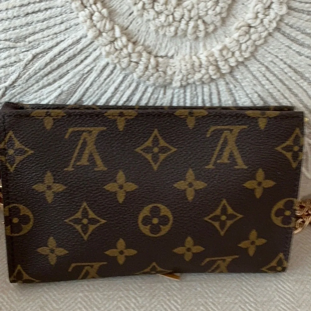 LOUIS VUITTON Authentic Zippy Pouch Monogram Unbranded Good Chain & Tassel - Picture 4 of 9